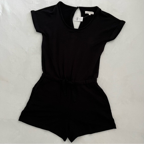 NWT Lou & Grey Signaturesoft Scoop Neck Cap Sleeve Romper in Black, Size XS - Picture 6 of 15